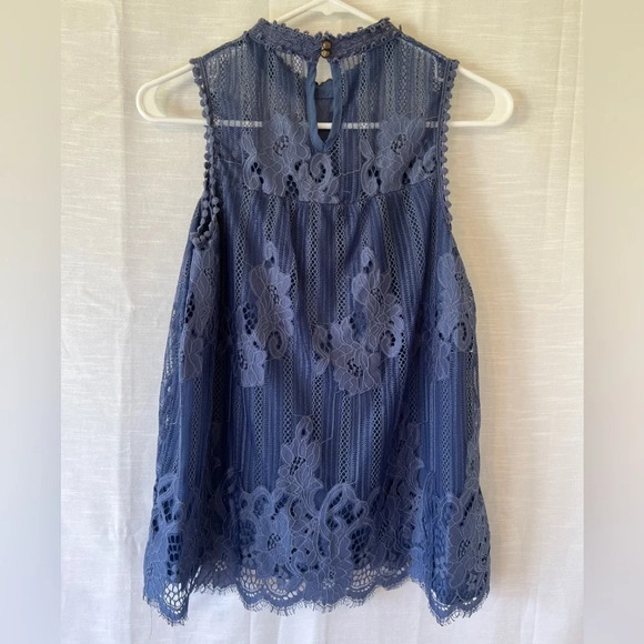 Skylar And Jade Lace High Neck Top - Picture 4 of 8